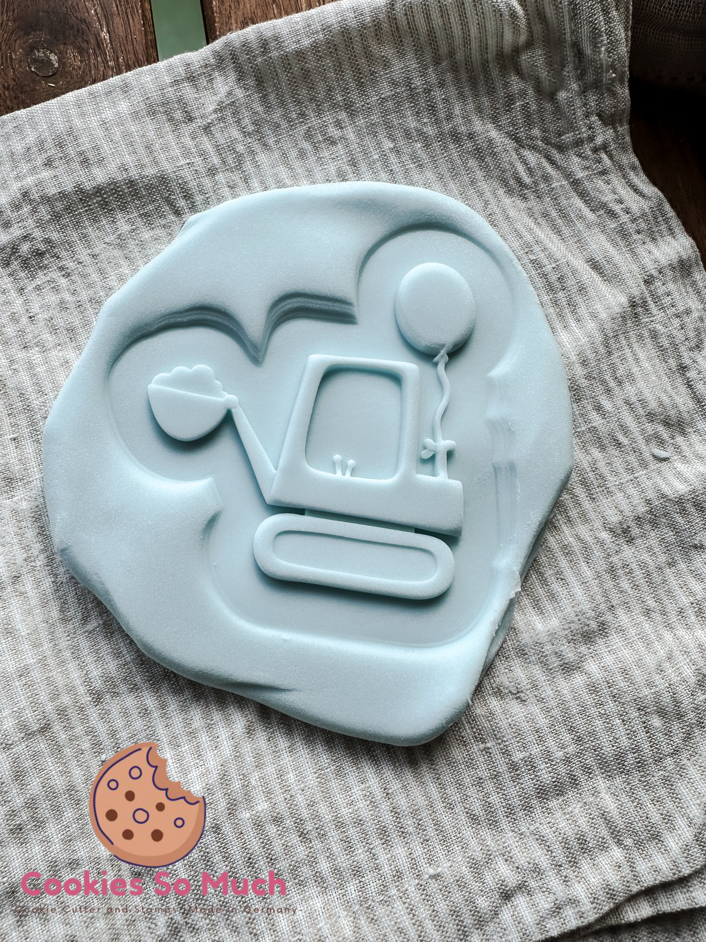 Bagger mit Ballon debosser und ausstecher