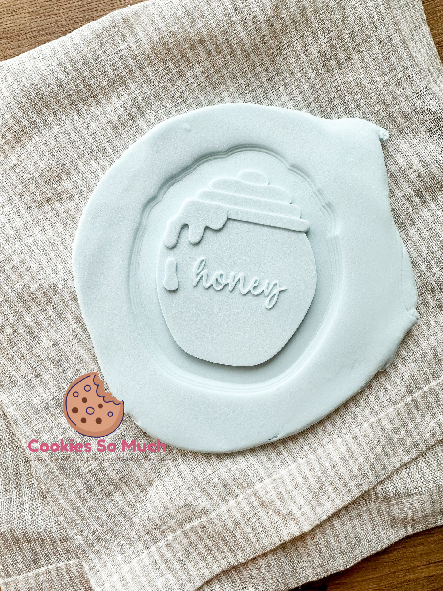 Honigtopf honey debosser und ausstecher