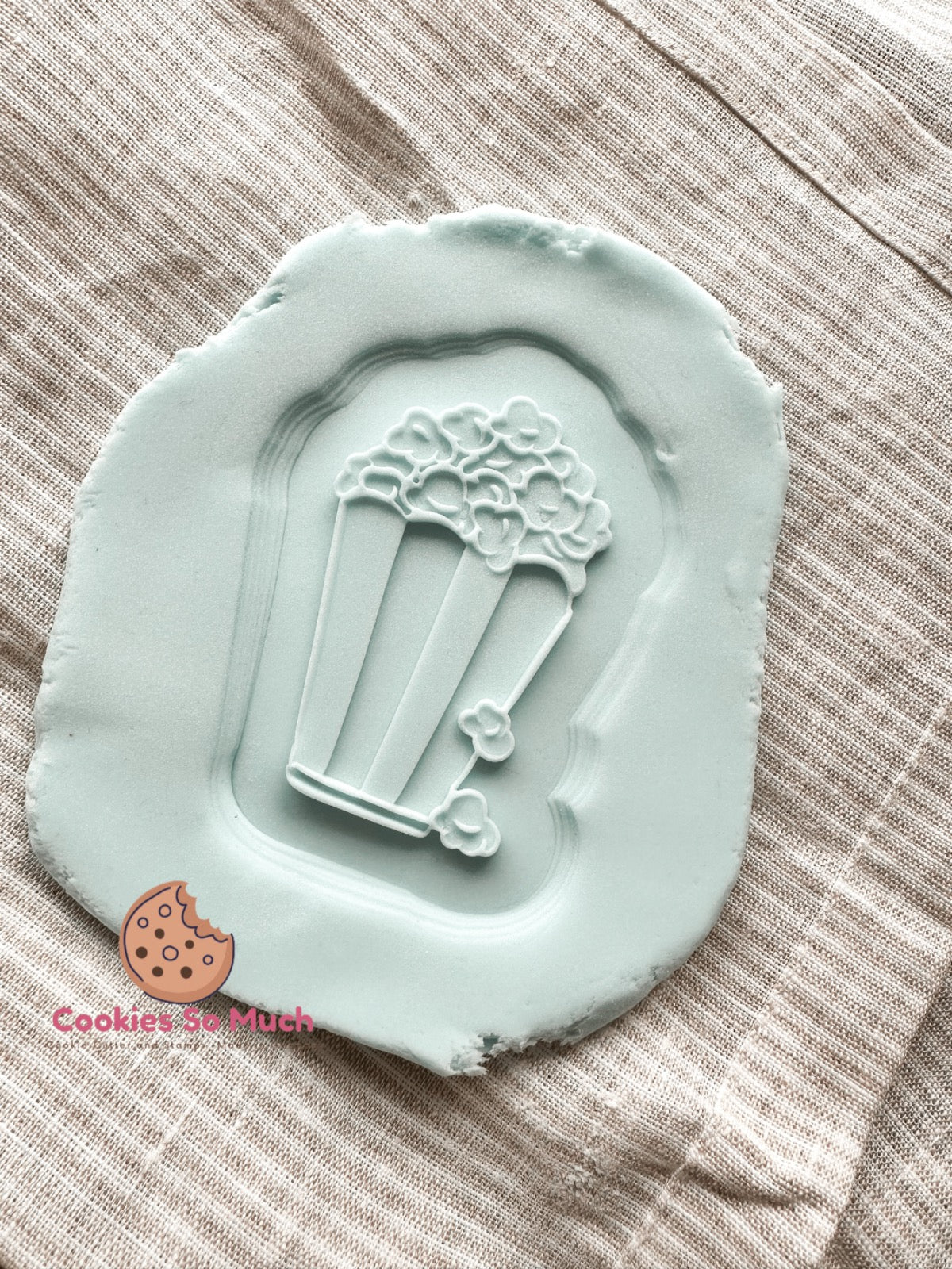 Popcorn debosser und ausstecher