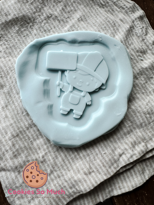 Baustellen Junge mit Schild Model 2 debosser und ausstecher