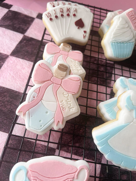 Drink Me Flacon Acryl Debosser + Ausstecher