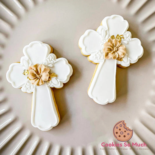 Kreuz mit blumendebosser und ausstecher