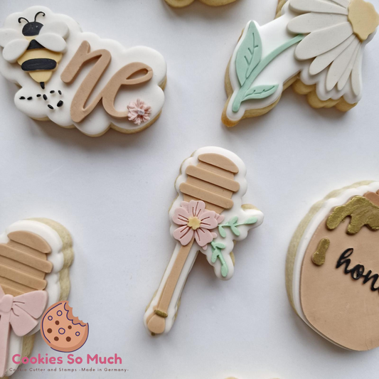 Honiglöffel mit blume debosser und ausstecher