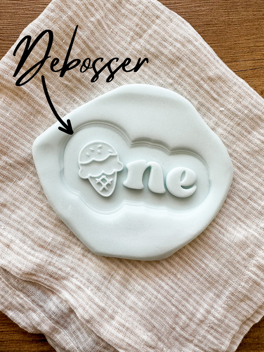 one Eiscreme debosser und ausstecher