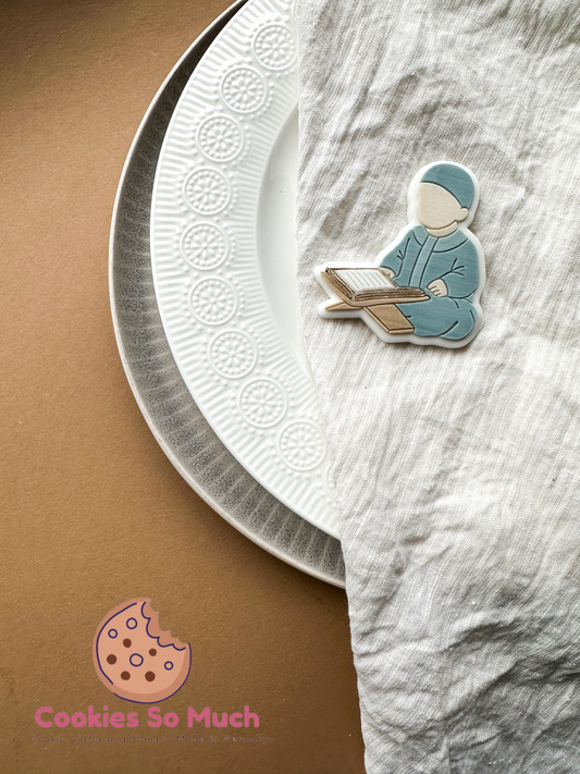 Quran lesender Junge acryl debosser und ausstecher